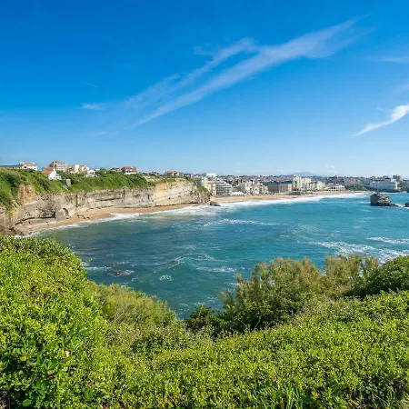 Milady Village.3 Biarritz